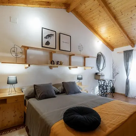 Stone House Anja Holiday home Vela Luka